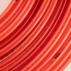 Труба напорная из сшитого полиэтилена с барьерным слоем EVOH, тип PE-Xa, 16(2,0) бухта 600м (Россия)